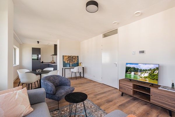 Medium property photo - Barajasweg 172, 1043 CP Amsterdam